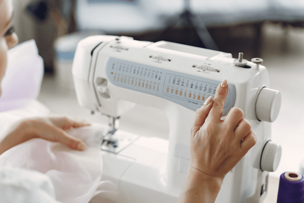 Sip ‘n Sewing Workshop